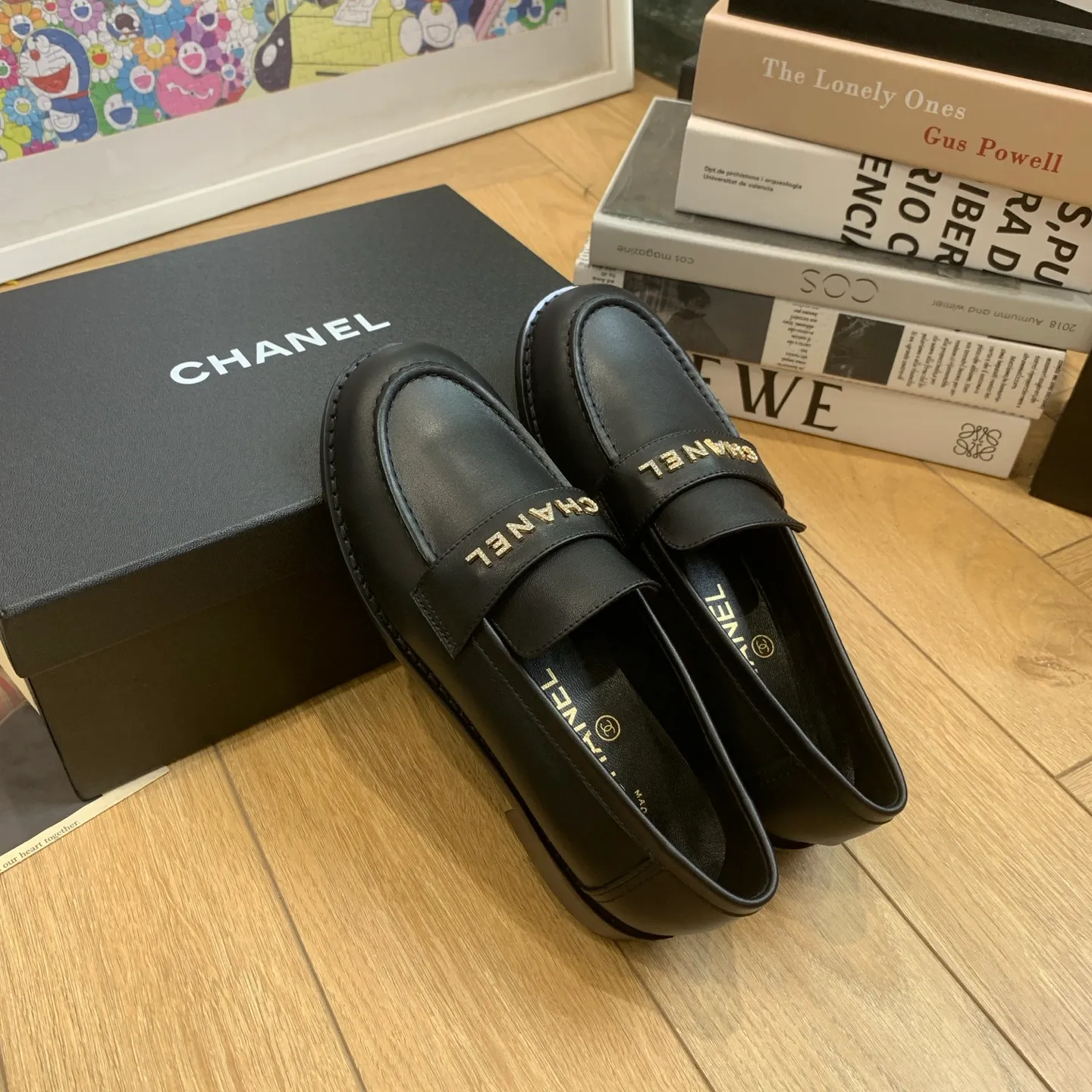 👟👟Ex-factory price 640👟👟 🍀2025 spring and summer new Chanel Chanel small diamond buckle monogram Loaf lazy half-slippers, which can be worn all year round. No matter when you wear them, they are very high-end and durable. When shopping, you can attract attention on the street! Easily travel between commuting and leisure occasions, becoming a carefree fashionable and elegant woman~ Upper: cowhide/butter Lining: lambskin Sole: Italian genuine leather outsole Size: 35-39 (40/41 customized, non-refundable and non-exchangeable 👉
